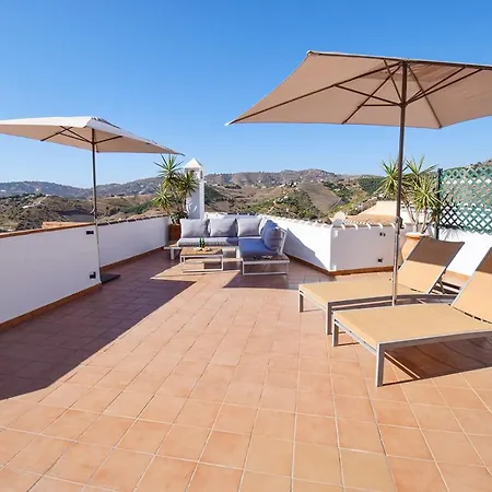 Apartment Penthouse: Poolside Retreat With Panoramic Views Frigiliana