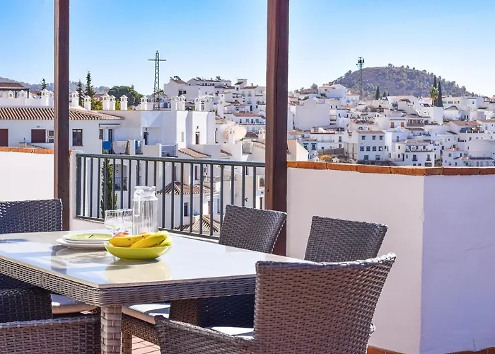 公寓 Penthouse 17a, 2 Bedroom, Pool, Large Terrace And Amazing Views In The Center Of Hansonholiday 弗里希利亚纳