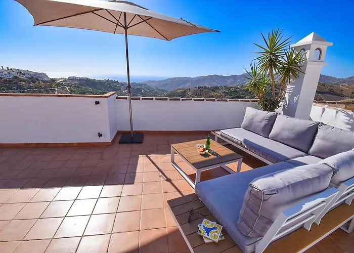 Penthouse 17a, 2 Bedroom, Pool, Large Terrace And Amazing Views In The Center Of Hansonholiday *