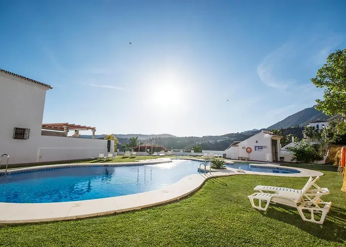 公寓 Penthouse 17a, 2 Bedroom, Pool, Large Terrace And Amazing Views In The Center Of Hansonholiday *