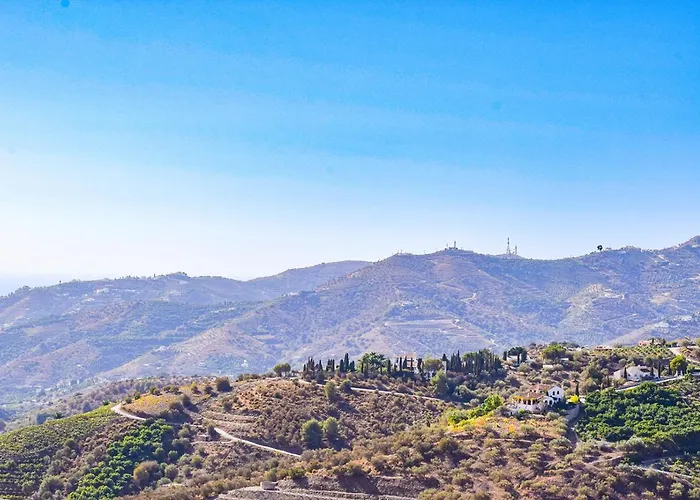 公寓 Penthouse 17a, 2 Bedroom, Pool, Large Terrace And Amazing Views In The Center Of Hansonholiday